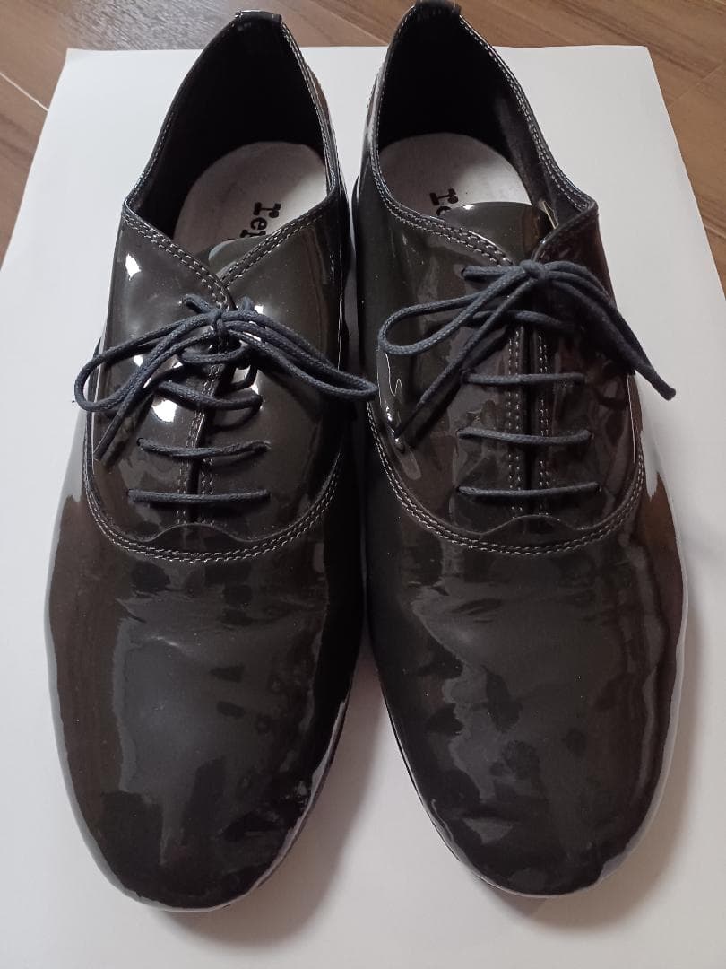 レペット（Repetto）　エナメル　メンズシューズ　グレー　フォーマルシューズ