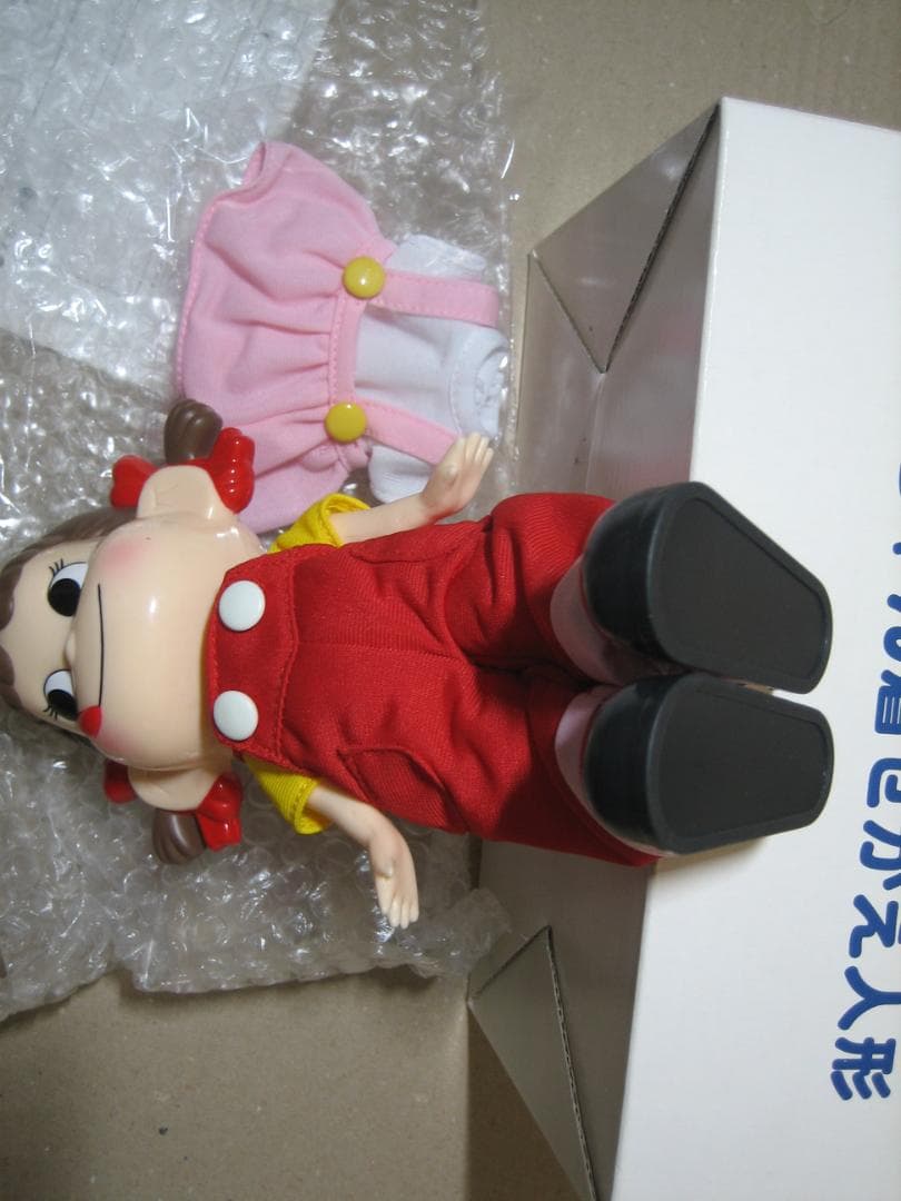 不二家／ペコちゃん／ワンピース着せ替え人形／新品未使用／着替え完備