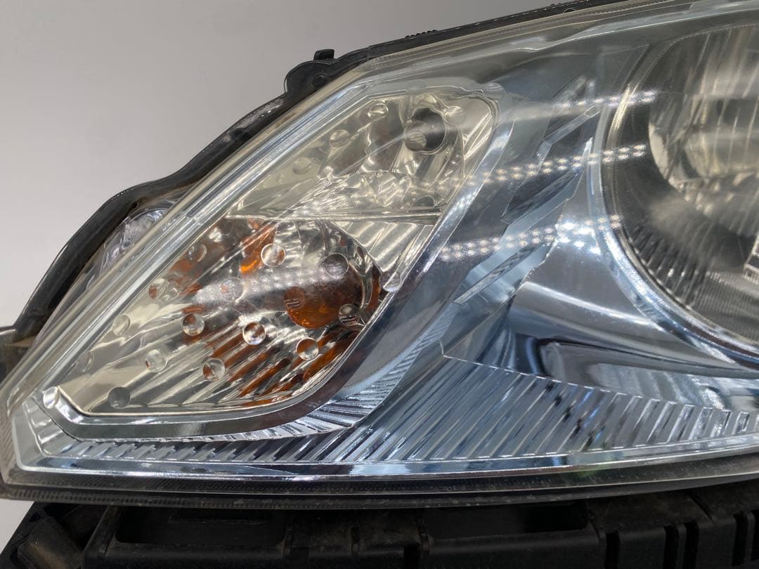 ホンダ フリード GB3 GP3 純正ヘッドライト 左右 HID バラスト付