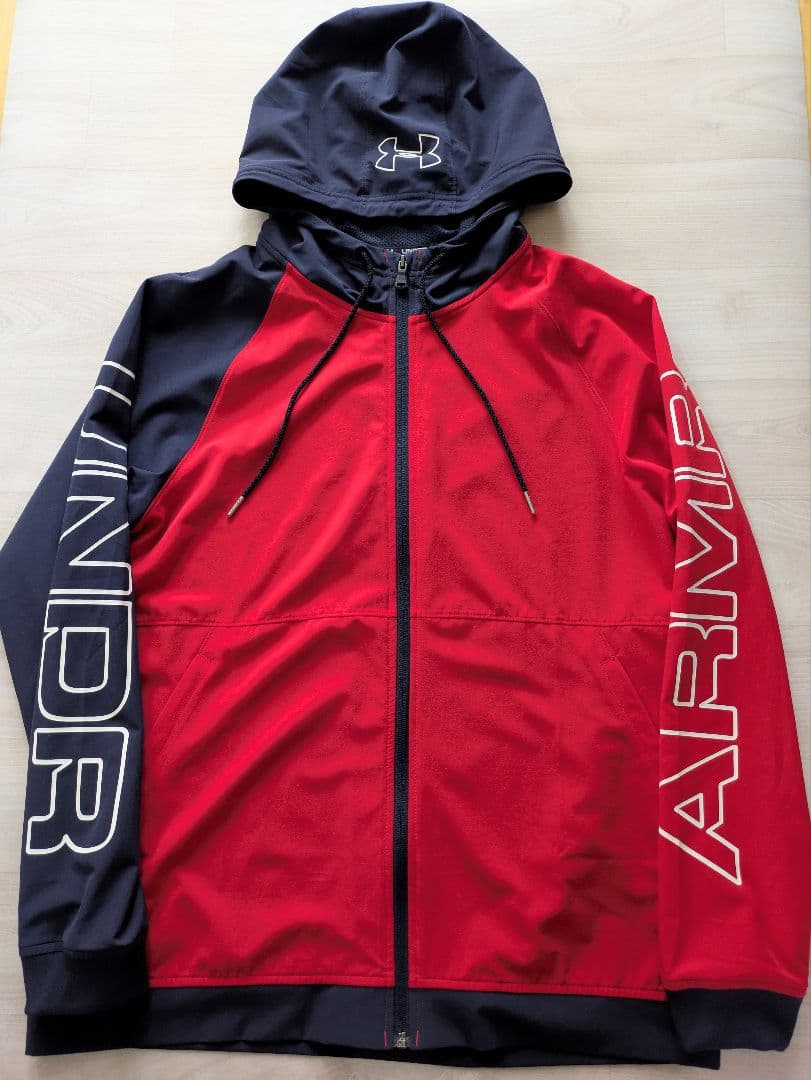 Under Armour フード付きジャケット ブルゾン　二枚組　薄手