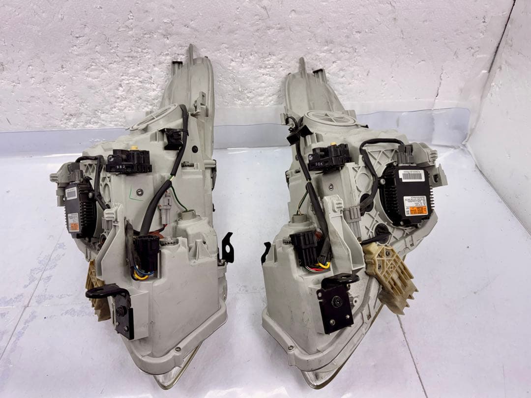 日産 V36 PV36 スカイライン 前期 ヘッドライト/HID ヘッドラン