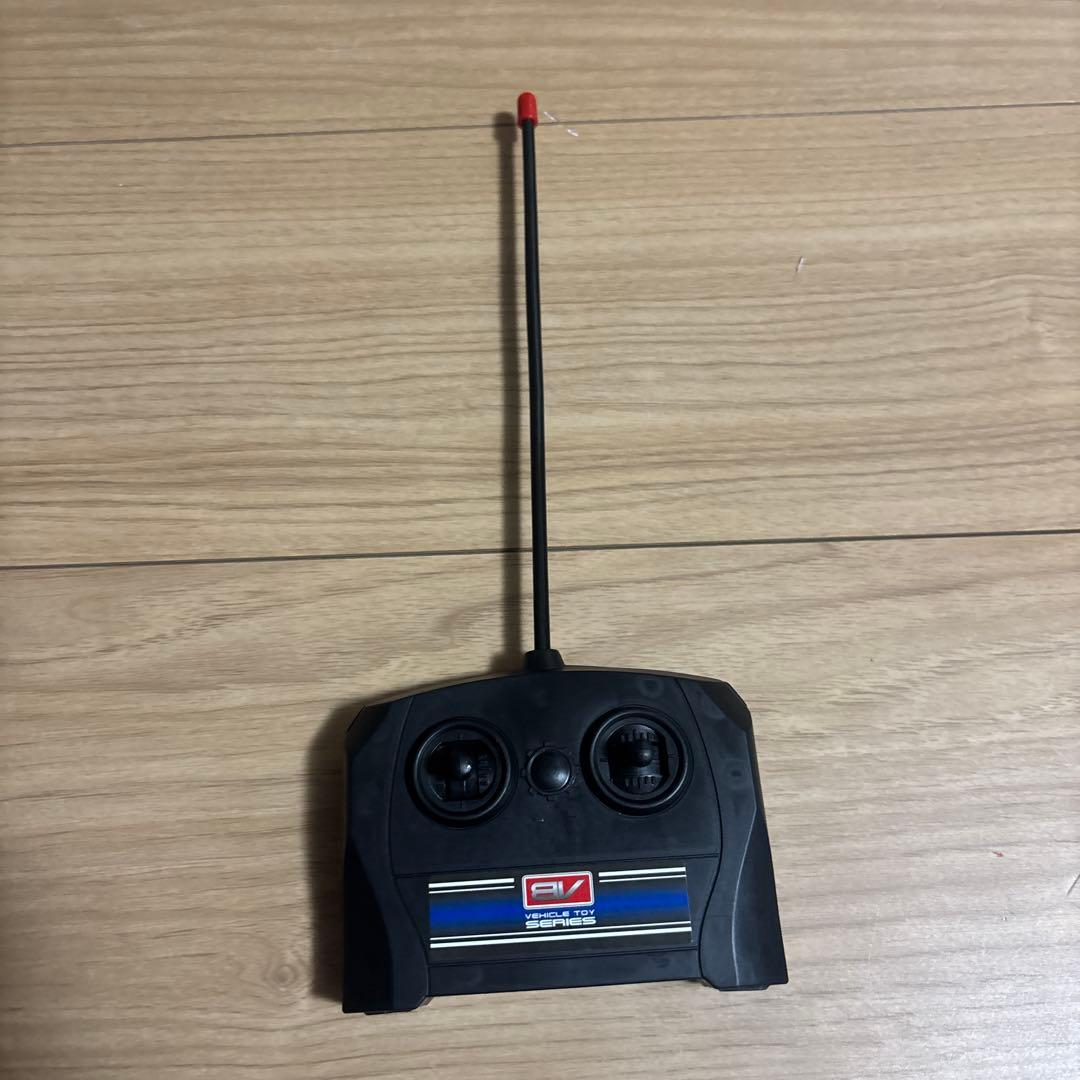 TOYOTAヴォクシーラジコンカー　ジャンク品