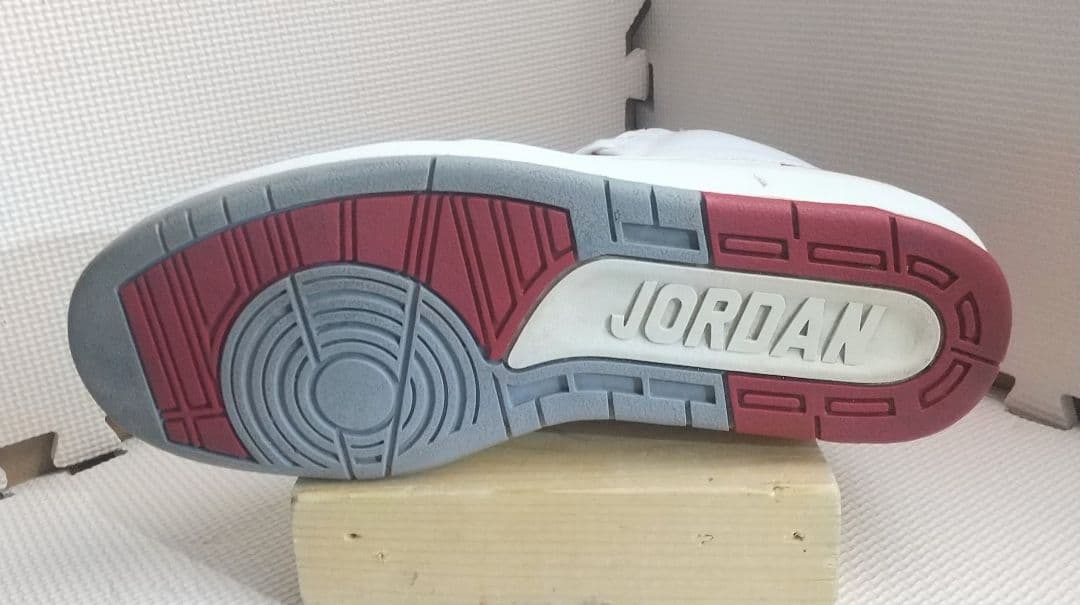 NIKE AIR JORDAN 2 RETRO/ ホワイト 28.0cm