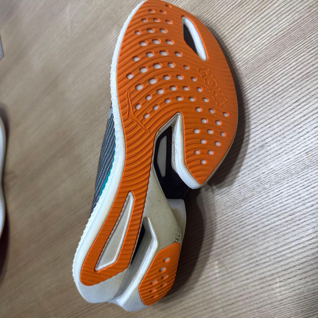 HOKA ランニングシューズ シエロX1 27.5cm