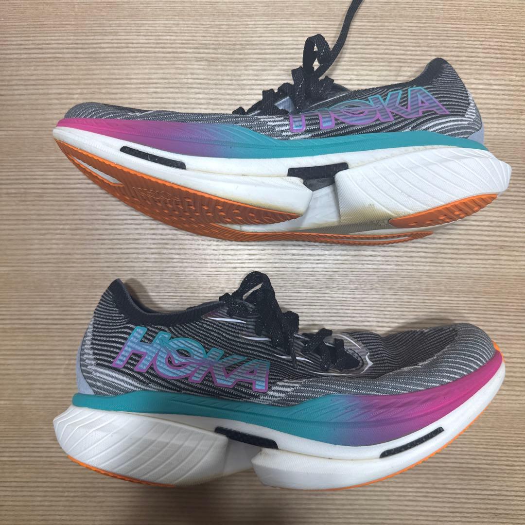 HOKA ランニングシューズ シエロX1 27.5cm