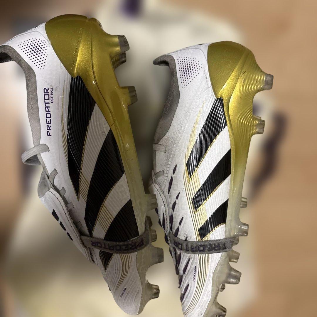 adidas Predator サッカーシューズ ホワイト/ゴールド