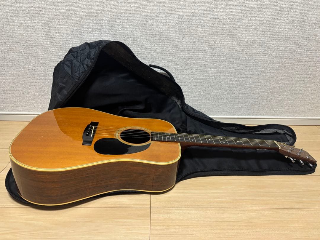 Cat´s Eyes アコースティックギター スプルースボディ ケース付き