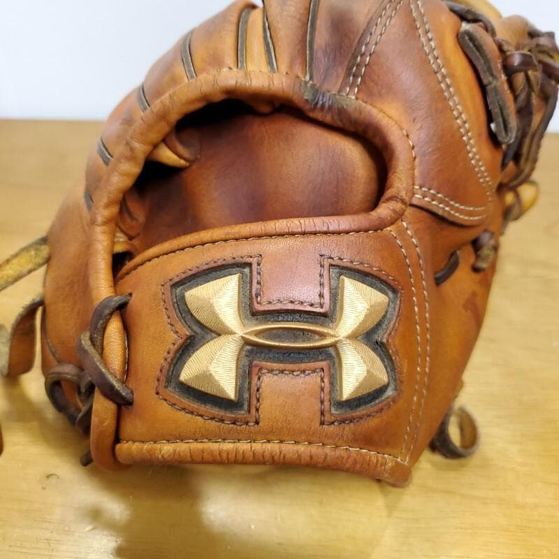 アンダーアーマー UA infielder 内野用 硬式グローブ