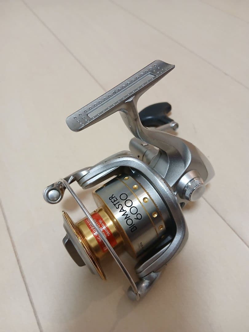 シマノ　バイオマスター6000　スピニングリール