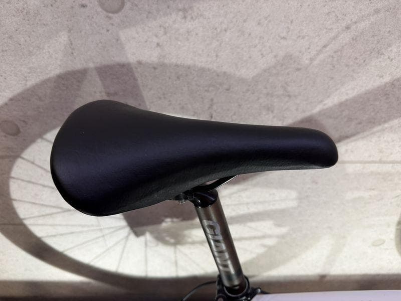 GIANT IDIOM ULTEGRA M ドロップハンドル　20インチ