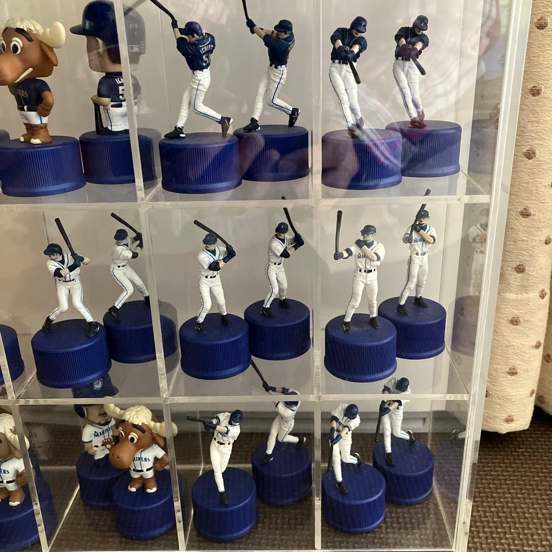 イチロー　ペットボトルキャップ　とAltermateコンプリート計56個