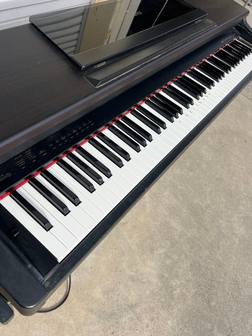 送料込★Yamaha 電子ピアノ Clavinova CLP-123