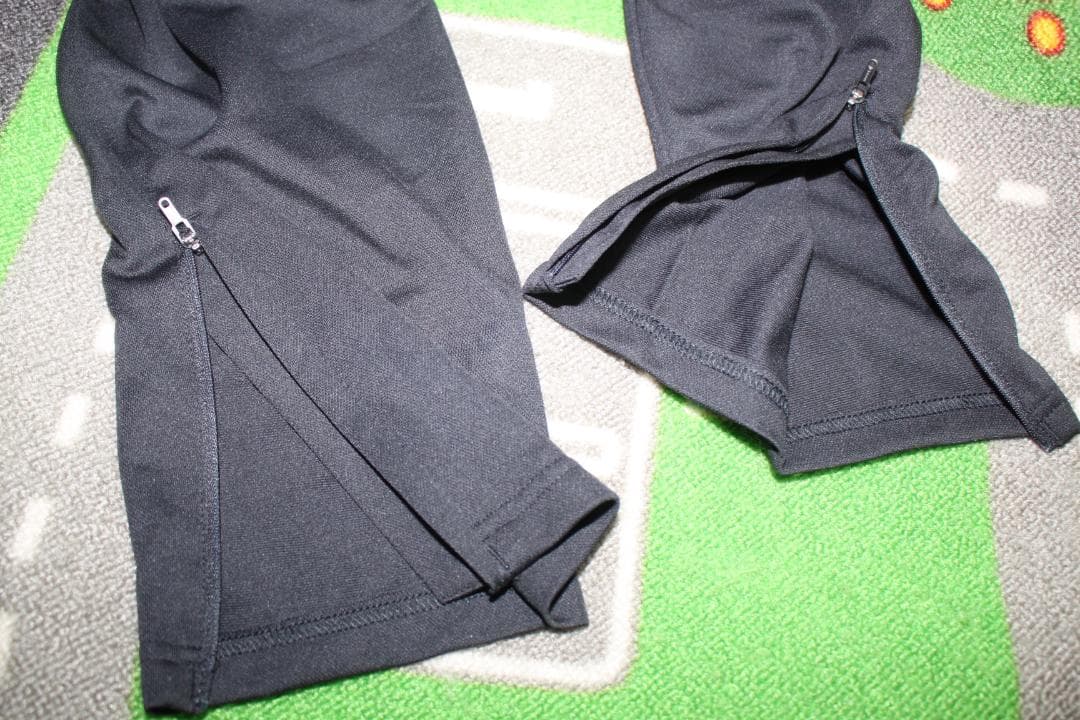 XL　黒　アンダーアーマー　薄手ジャージ上下セット
