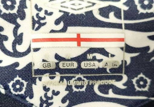 アンブロ（Umbro）製イングランド代表トレーニングシャツ