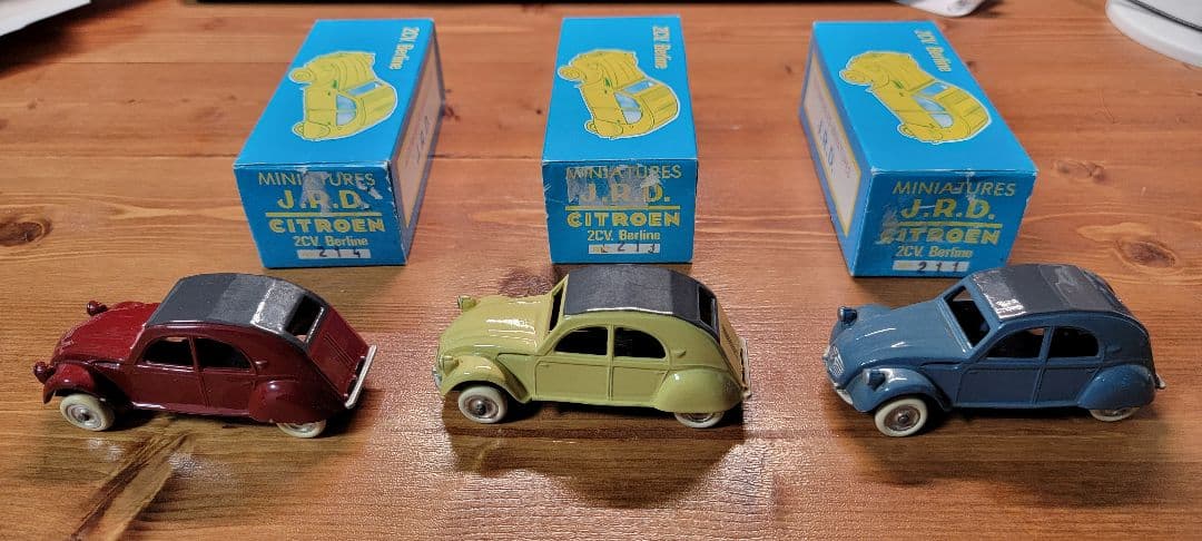 J.R.D. 2CV Berline ミニカー 3台セット フランス製
