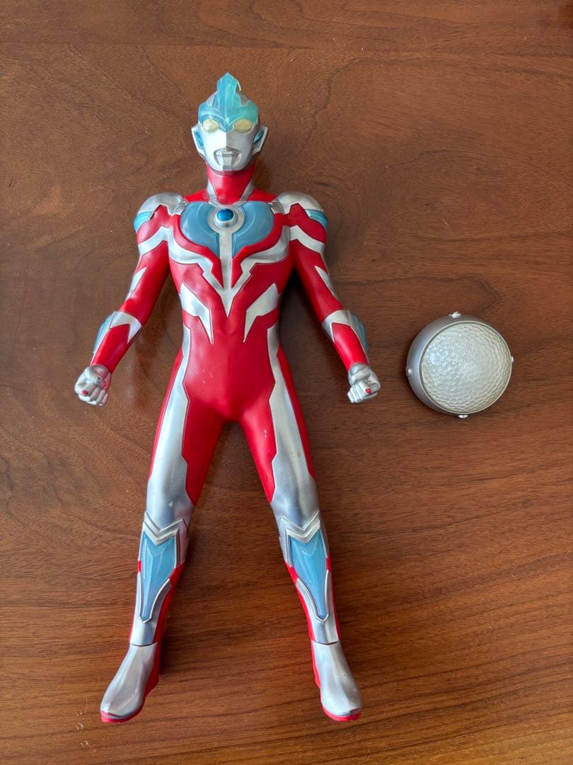 ウルトラマンフィギュア64体＋おまけ2個　ソフビ人形