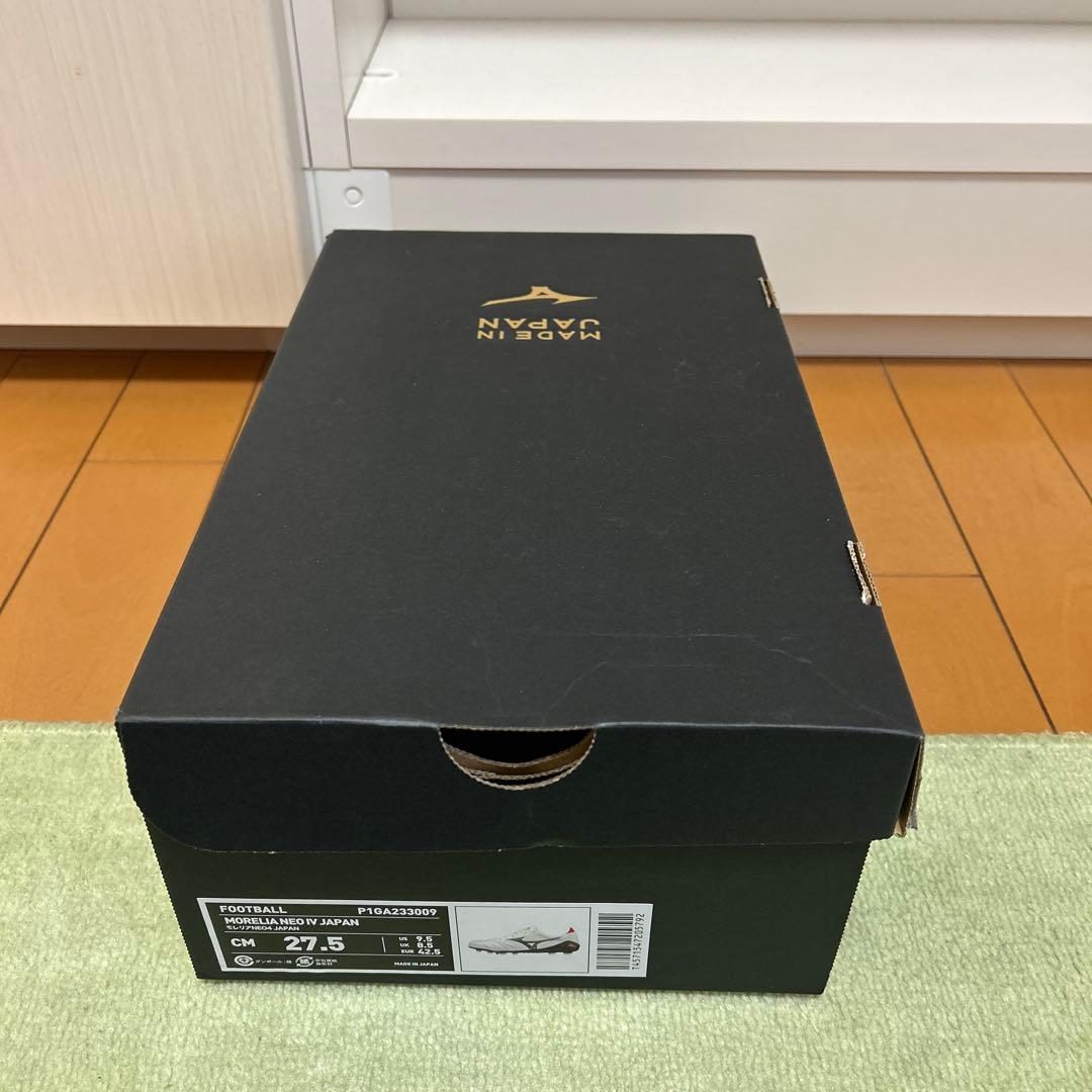 サッカースパイク　Mizuno　モレリアNEO Ⅳ JAPAN 箱、袋有り