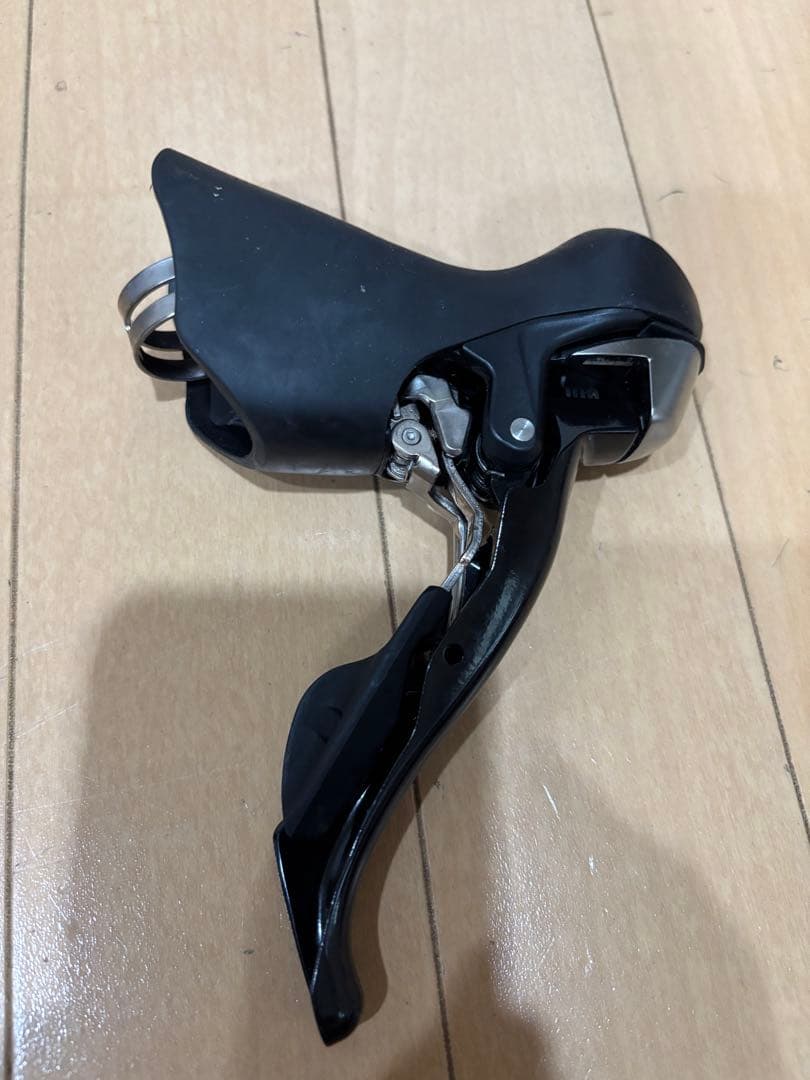 Shimano 105 (FD5700)シフター　ディレイラーセット