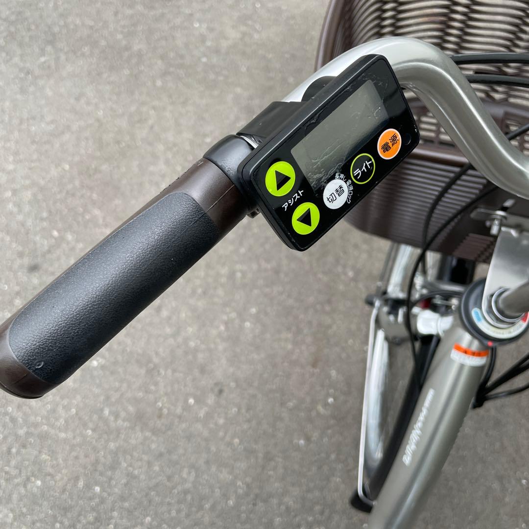 ヤマハ電動アシスト自転車24インチ 12.3Ah シルバー