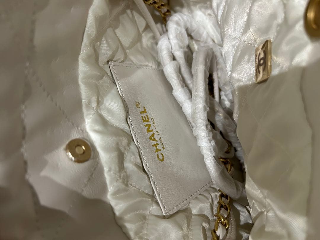 CHANEL シャネル22 ミニ　ショルダーバッグ　ノベルティ
