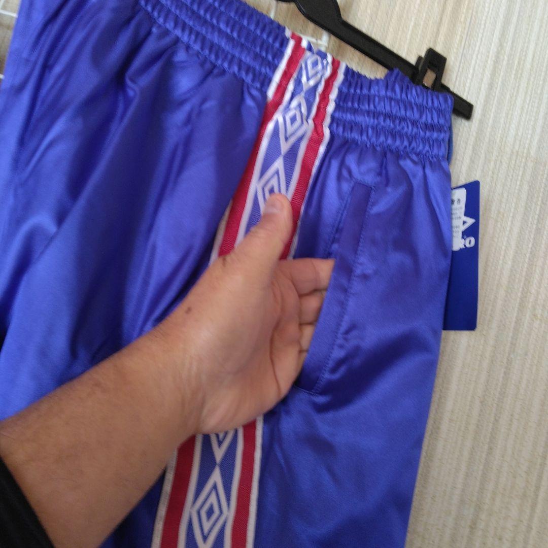 UMBRO フード付きウインドスーツ上下セット 青90年代前半ビンテージモデル。