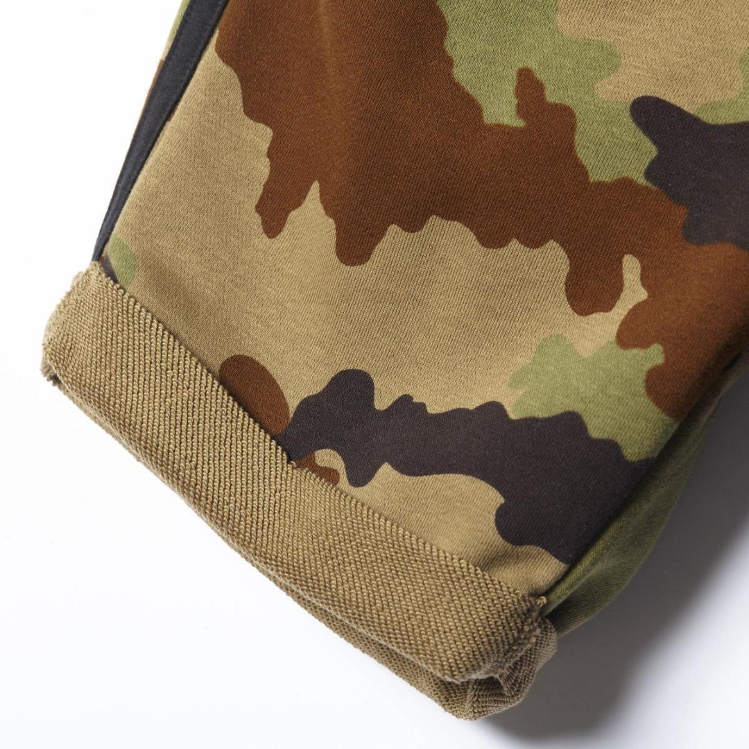 【新品】アディダスオリジナルズ　adidas　ハーフパンツ　ショーツ　CAMO