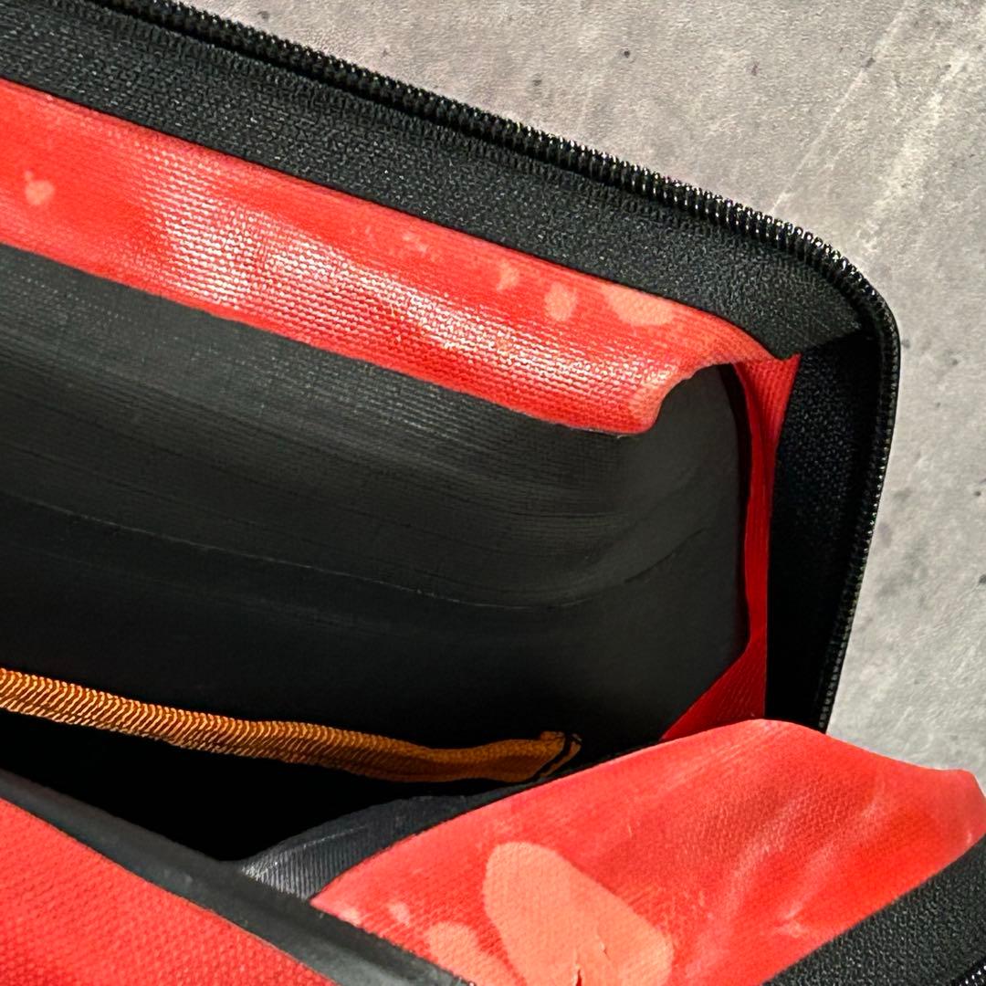 CHROME URBAN EX SLING10L完全防水ボディバッグサイクル