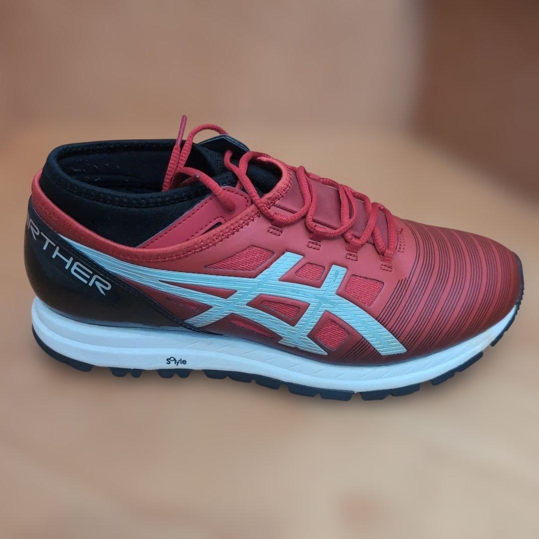 アシックス　スノーターサー　ASICS