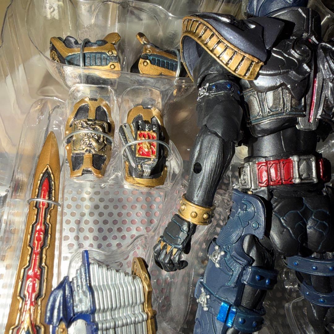 SIC、VOL35仮面ライダーブレイド 欠品部品有り