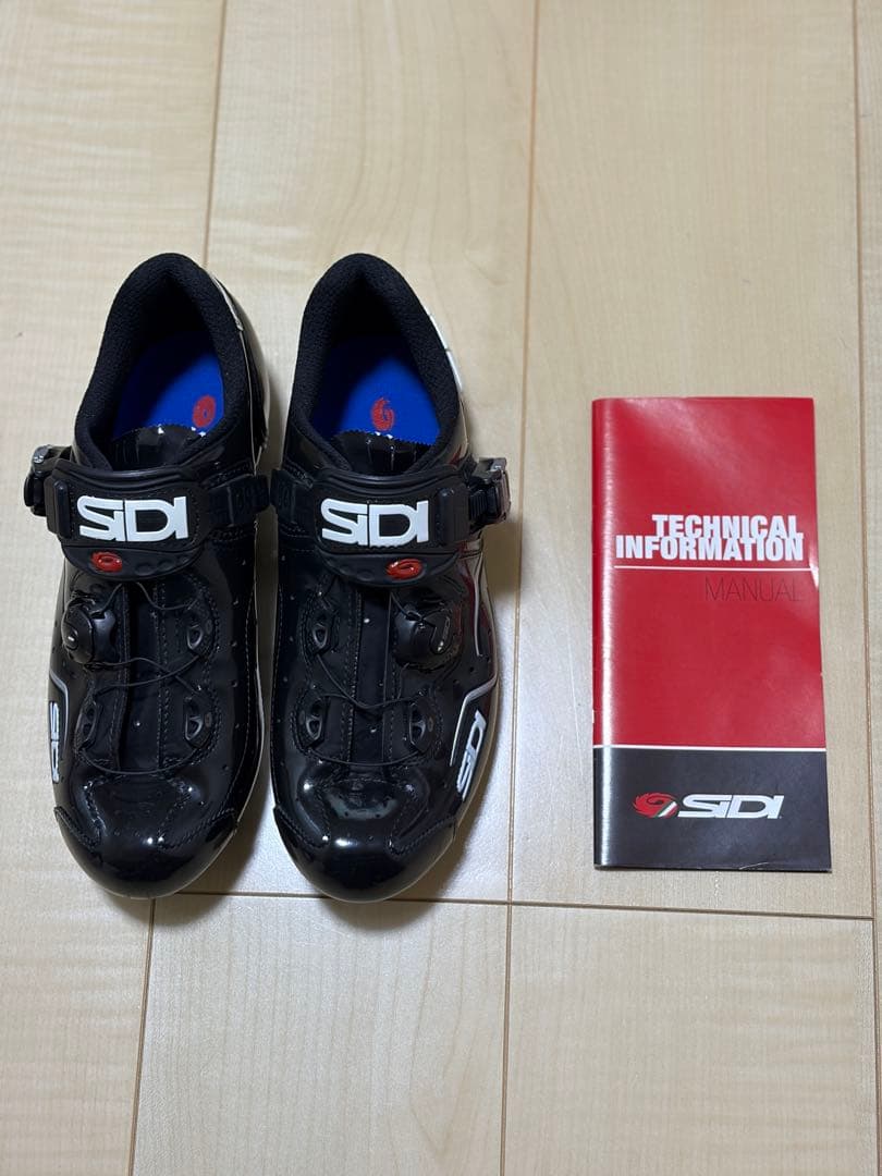 SIDI KAOS ブラック エナメル (ロードバイクシューズ) カーボンソール