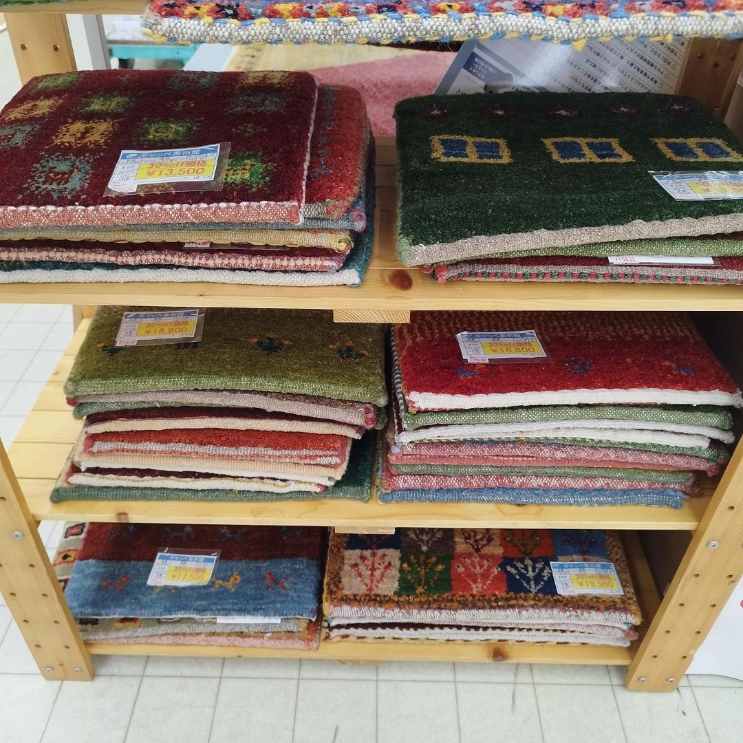 値下げ交渉ミニギャベ●33×36㎝●手織●本物●新品未使用 遊牧民が紡ぐギャッベ