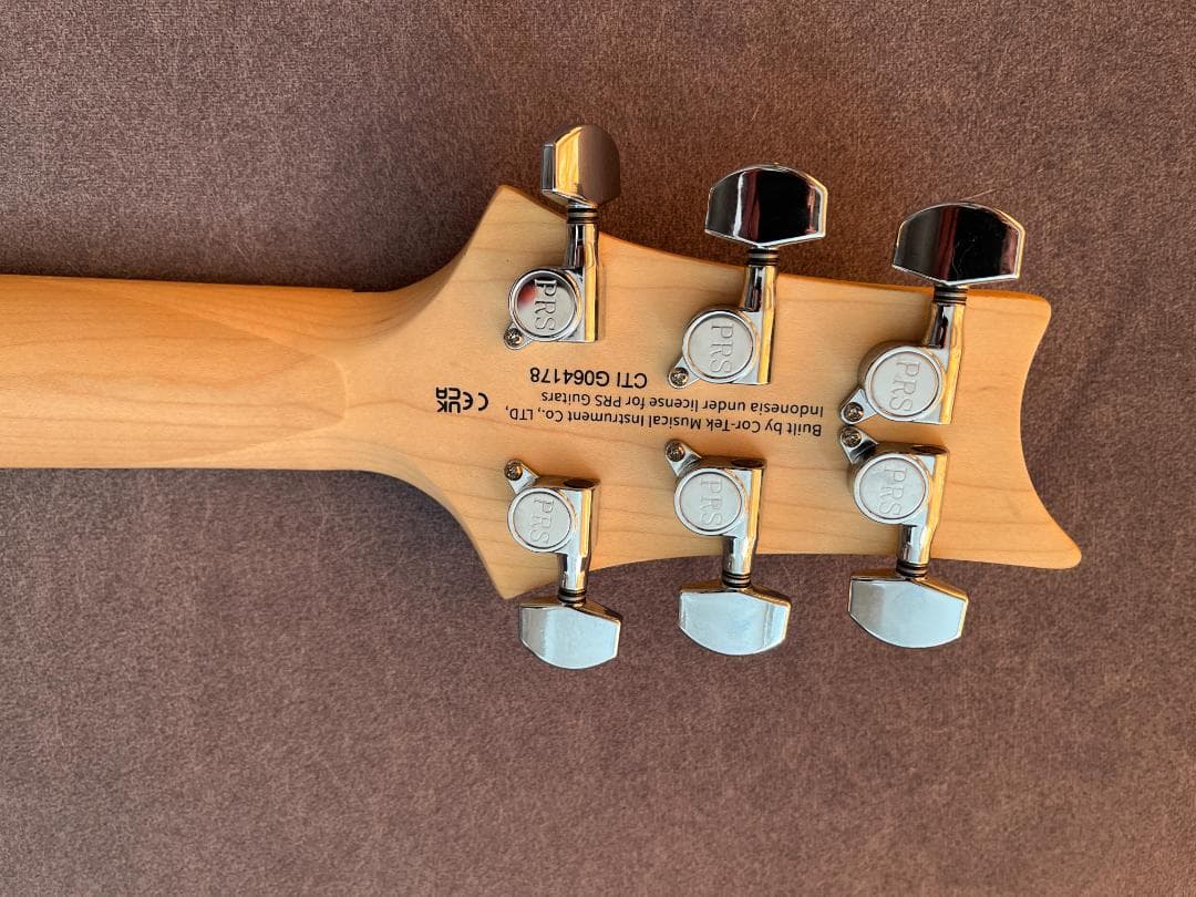 【美品】PRS SE Swamp Ash Special Iri Blue