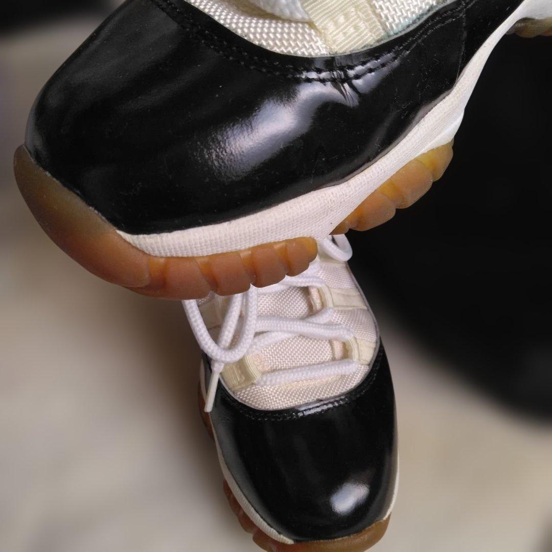 Jordan バスケットボールシューズ