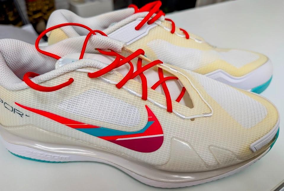 新品　未使用 NIKE ナイキコート エア ズーム ヴェイパー プロ HC
