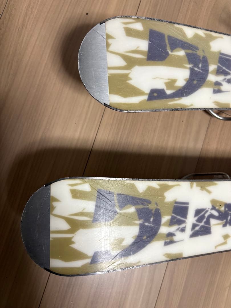 Trick スキー板とキスマークブーツセット　ファンスキー　ショートスキー