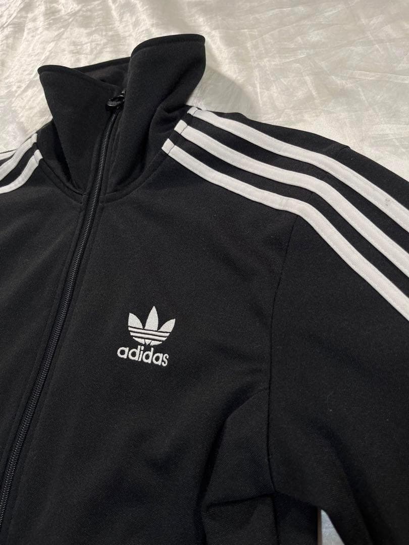 adidas BECKENBAUER トラックジャケット　刺繍ロゴ　サイドライン