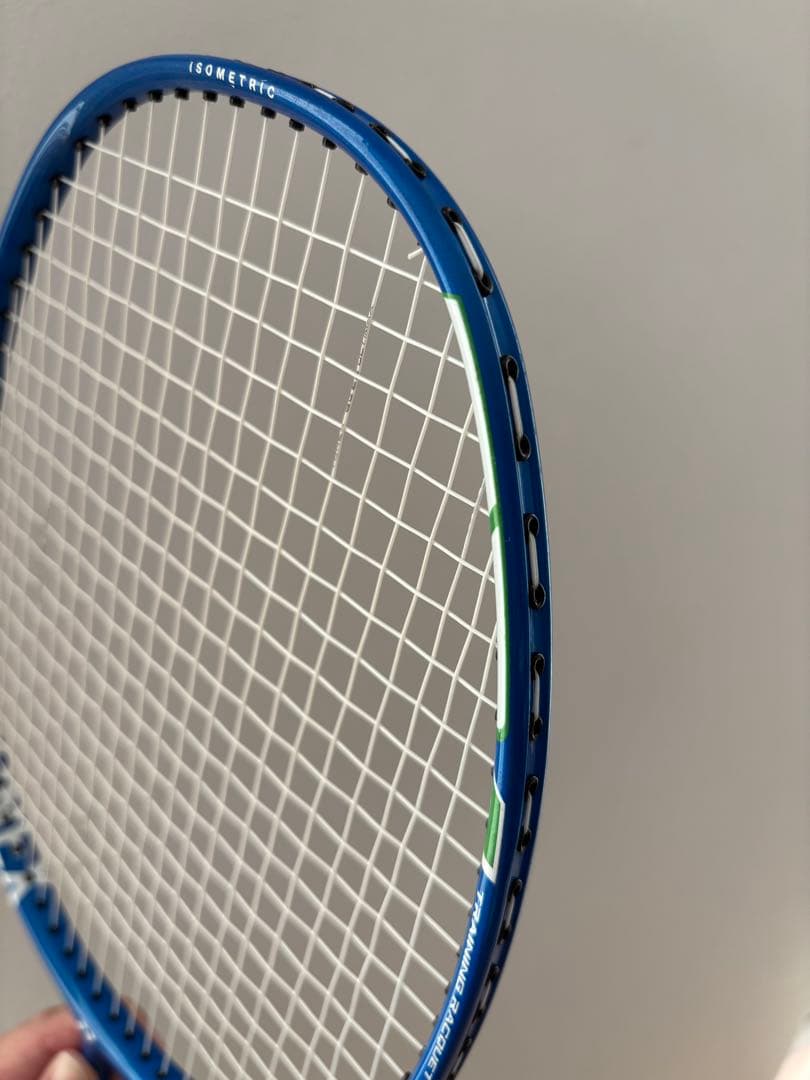 【美品】バドミントン トレーニングラケットTR1 ISO-TR1-002