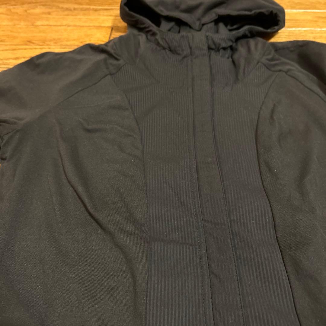 ルルレモン　lululemon リバーシブルフルジップパーカー　黒　サイズS M