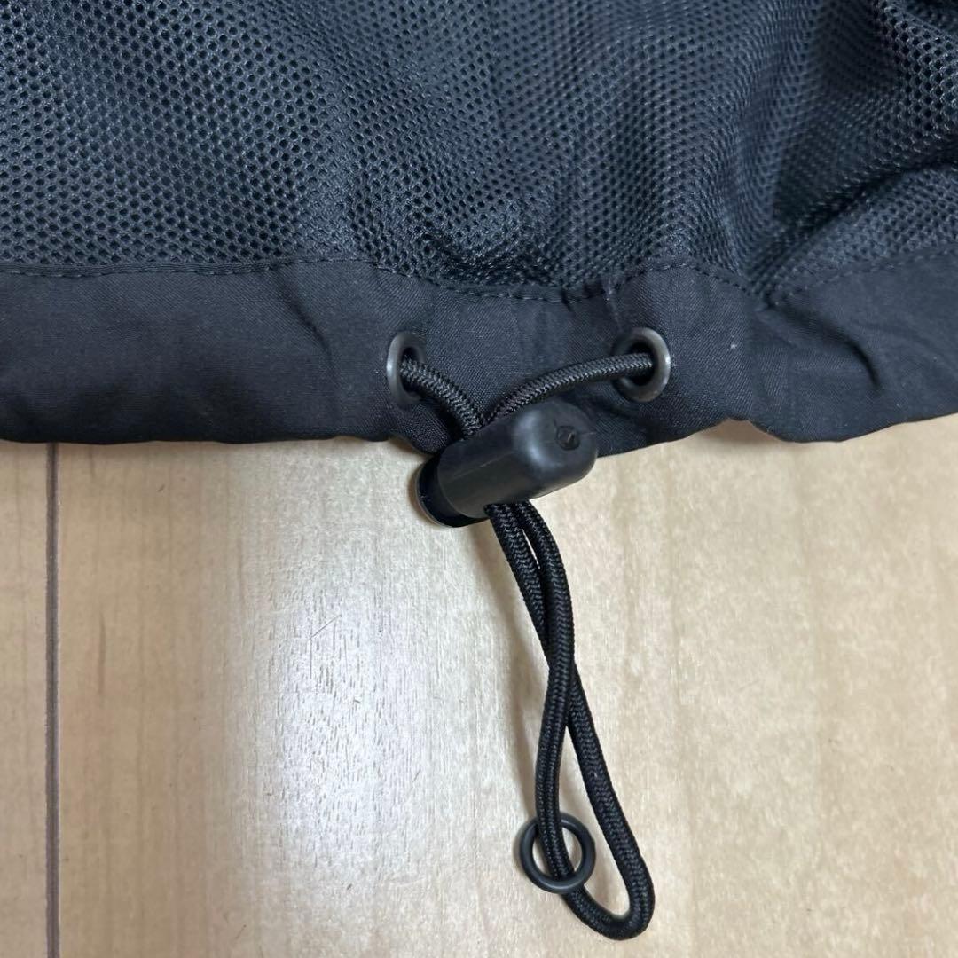 美品　ブラックアンドホワイト ナイロンジャケット L 黒　ポケッタブル