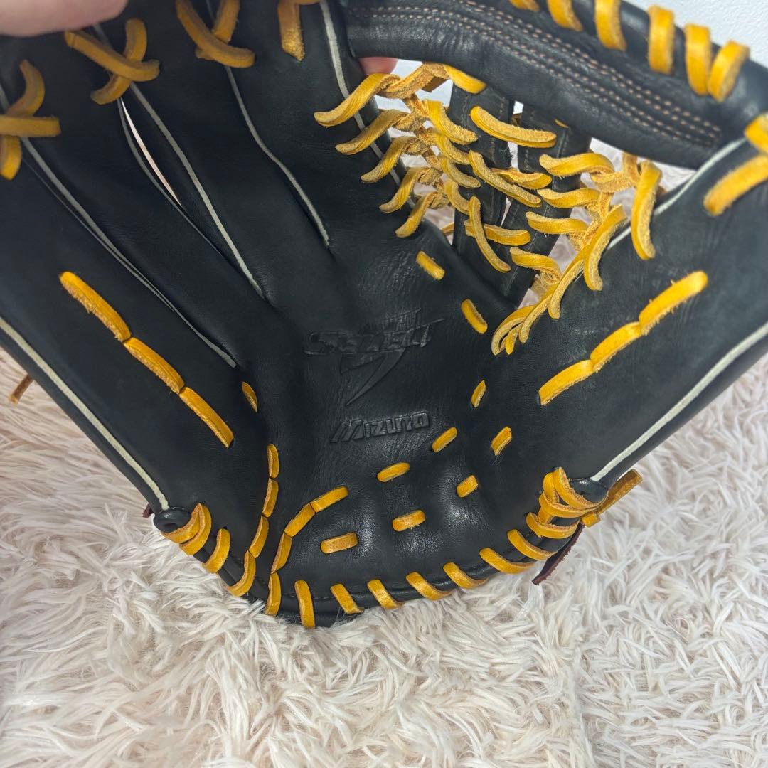 美品 Mizuno 軟式グローブ 左利き用黒/黄　せレクトナイン 野手用
