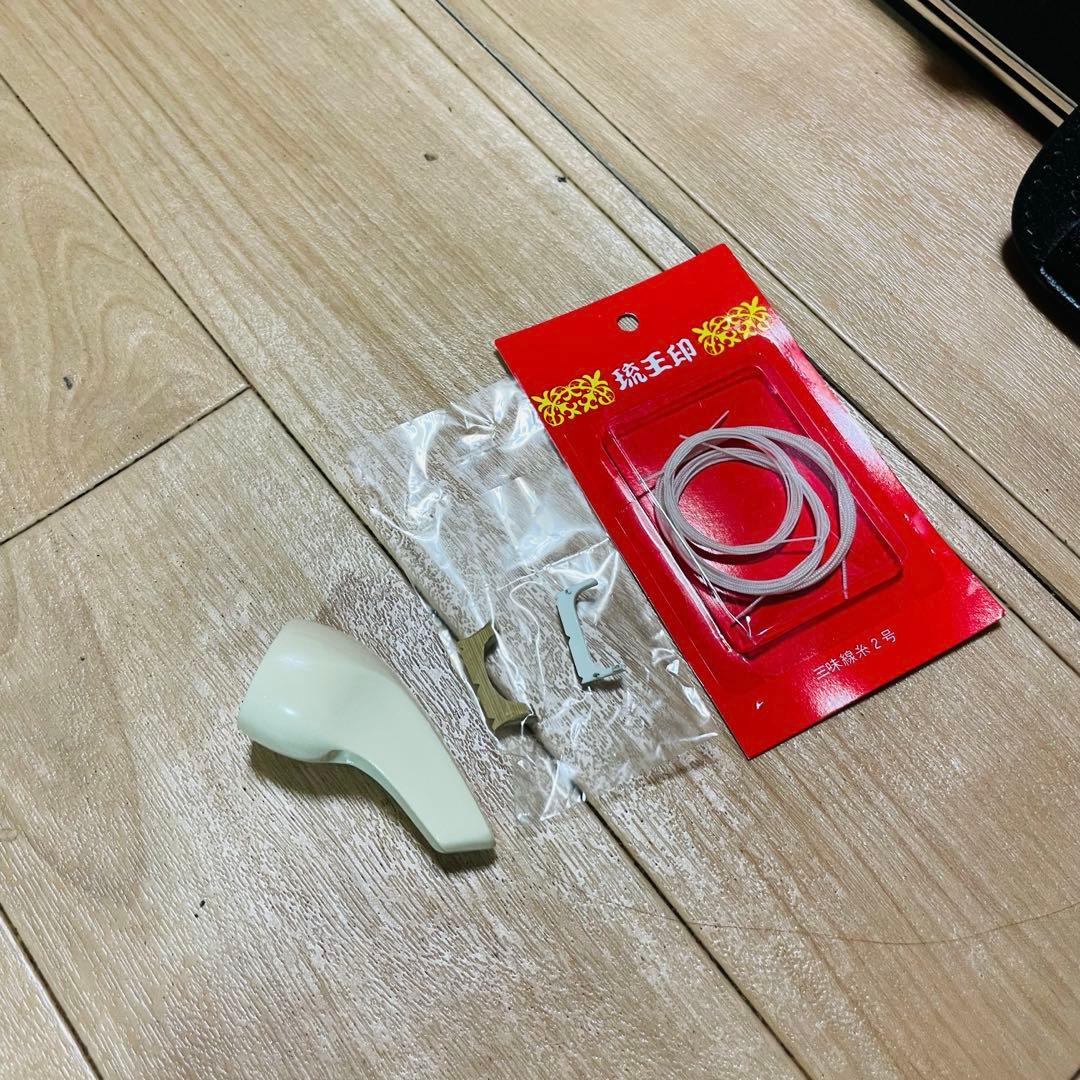 沖縄三線 本蛇皮　三線　蛇　ハードケース付