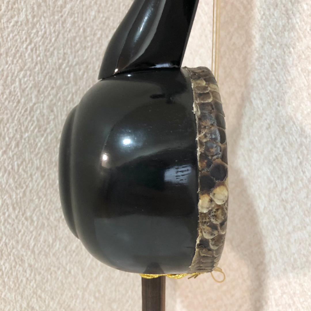 琉球 胡弓 四弦 本革 蛇皮　クーチョー 沖縄胡弓　擦弦楽器 蛇革 ケース付き
