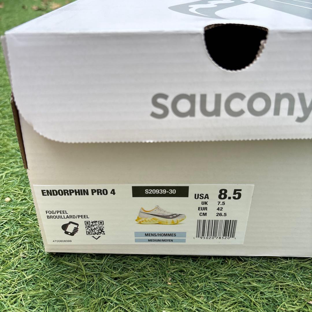 スパイク・シューズ Saucony Endorphin Pro 4 26.5cm