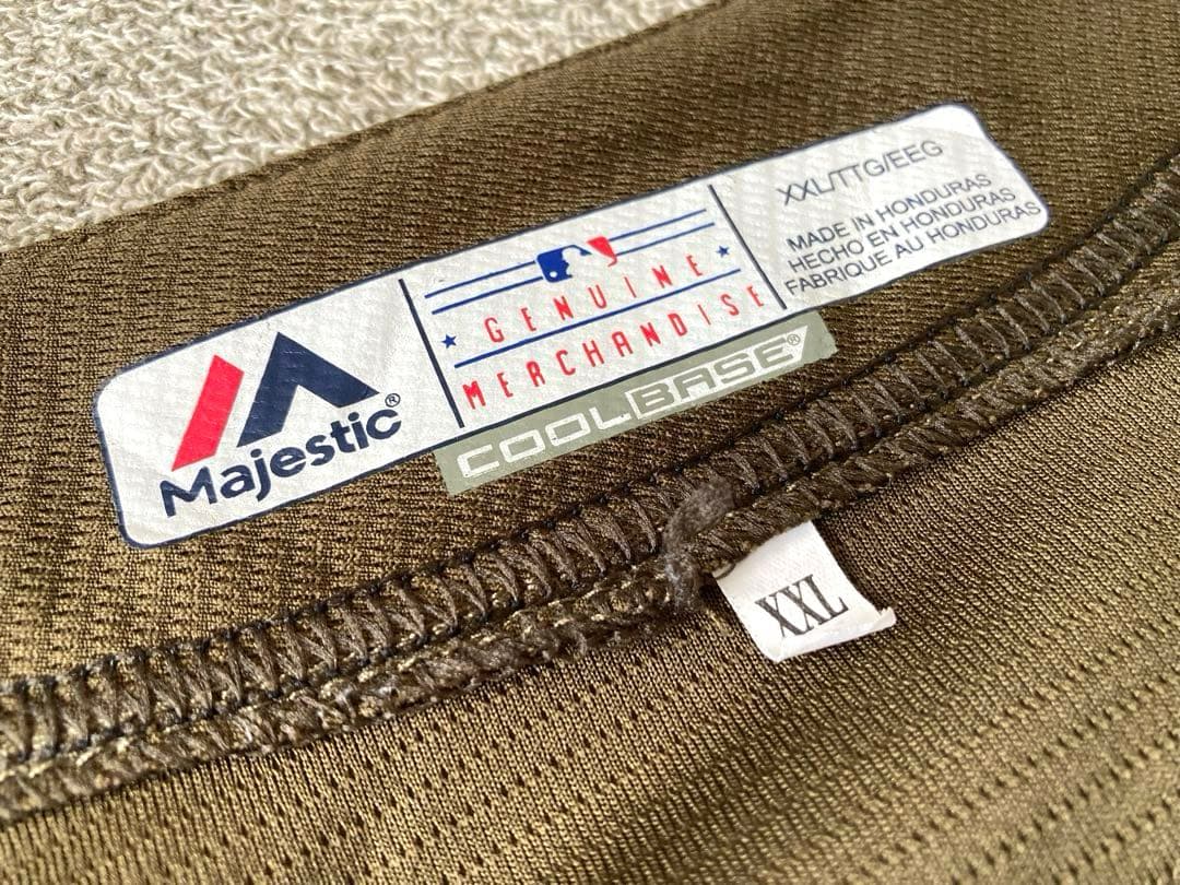《Majestic MLB》アストロズ　ガッティス　ベースボールシャツ　アーミー