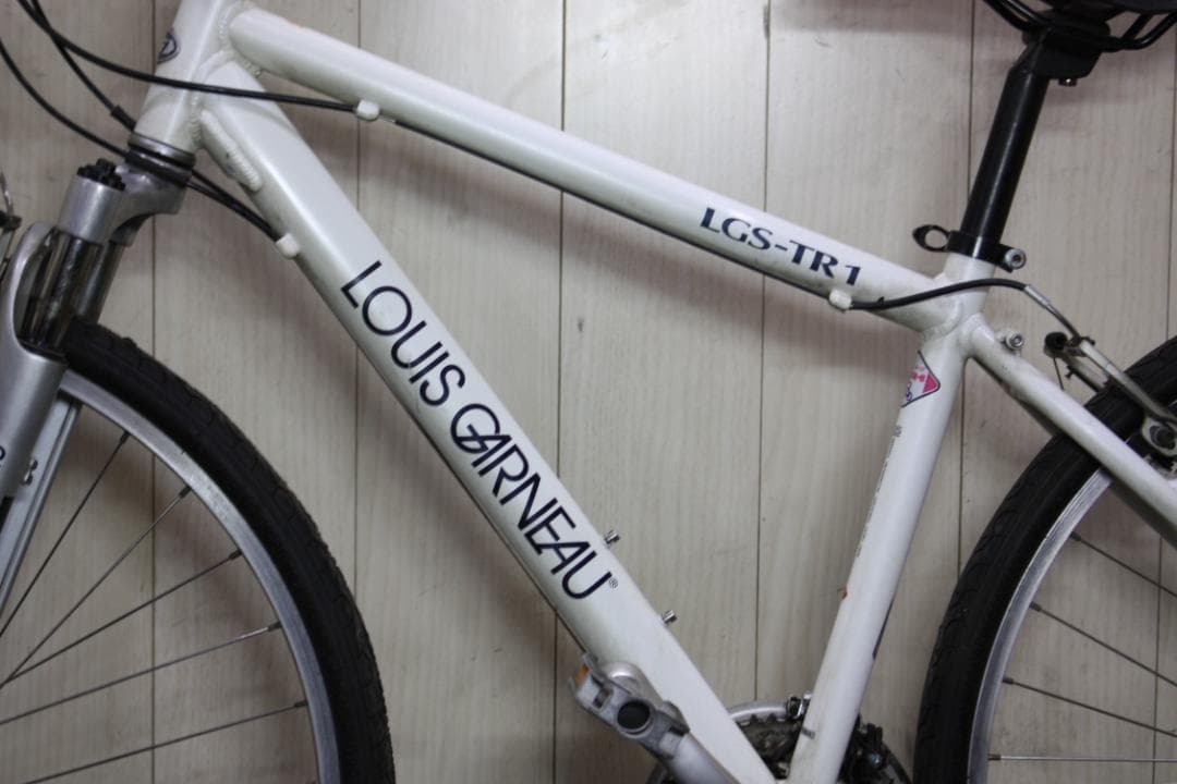 ルイガノ LGS-TR1 700C アルミ シマノ24速 420mm 白クロス