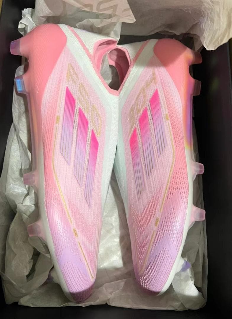 adidas サッカーシューズ ピンク 41
