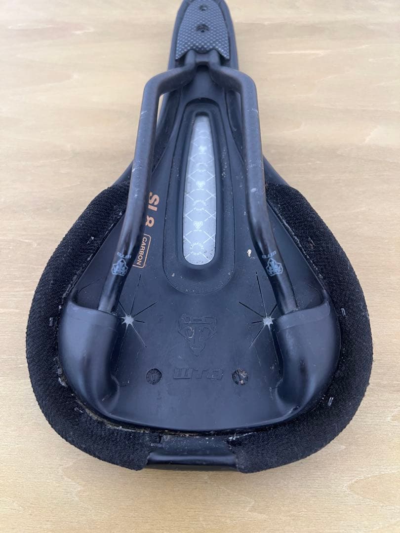 パーツ WTB SL8 Carbon Saddle 127 x 263