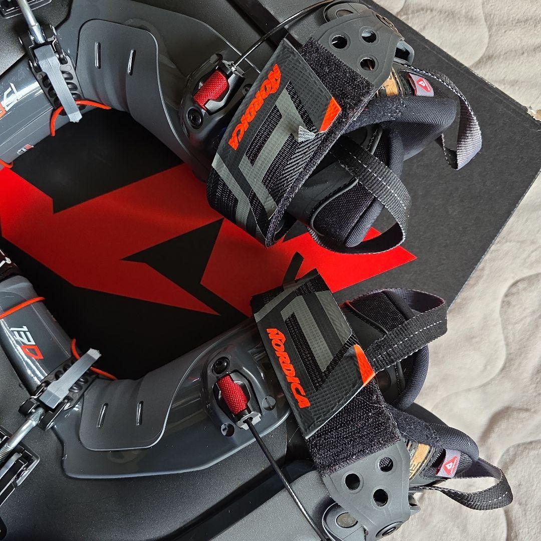 今シーズンモデル　ノルディカHF PRO 130中古使用感有り