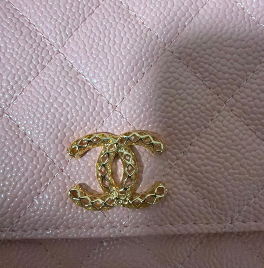 CHANEL 　シャネル　チェーンウォレット　ピンク　ノベルティ