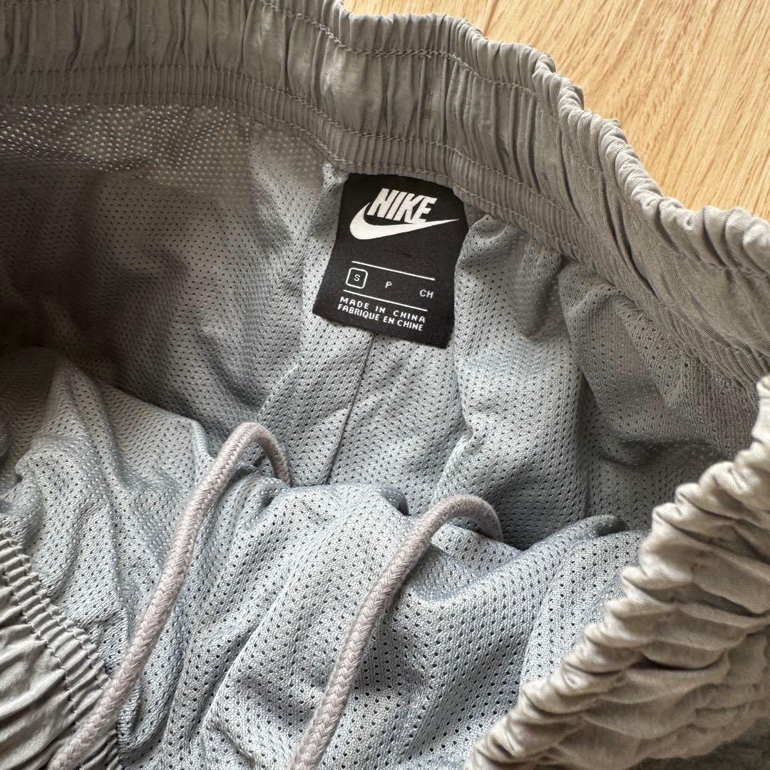 NIKE SWOOSH ナイロン セットアップ 【未使用コンディション】
